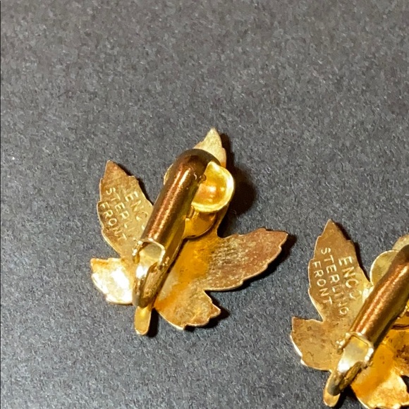 Vintage ENCO Sterling Gold Maple Leaf Earrings - Picture 6 of 10